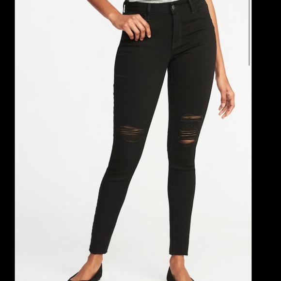 Old Navy Denim - Old Navy Mid-Rise Rockstar Distressed Denim